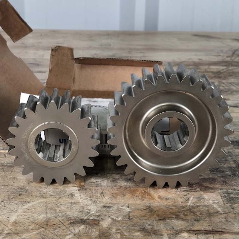 ASSORTED QUARTER MASTER ULTRA DUTY QUICK-CHANGE GEARS 10-SPLINE