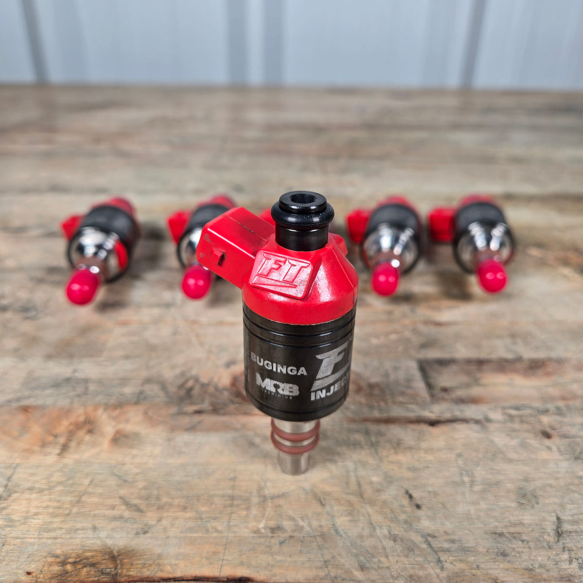 SET OF 6 FUELTECH FT INJECTORS - 720 LB/HR