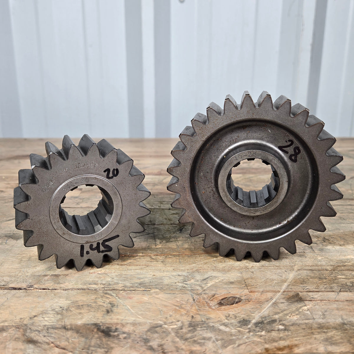 ASSORTED QUARTER MASTER ULTRA DUTY QUICK-CHANGE GEARS 10-SPLINE