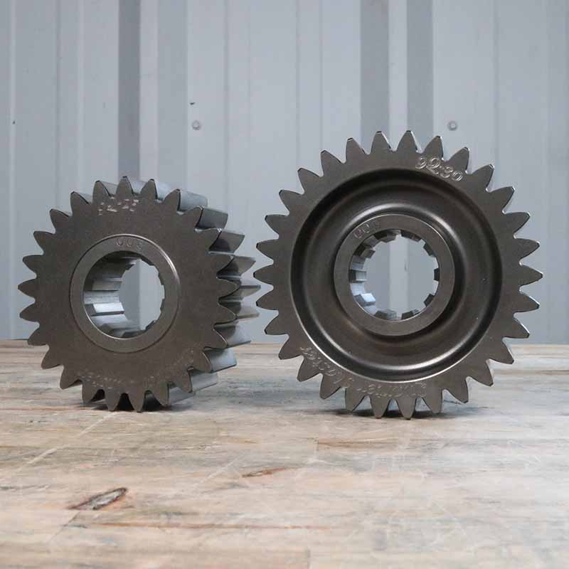 ASSORTED QUARTER MASTER ULTRA DUTY QUICK-CHANGE GEARS 10-SPLINE