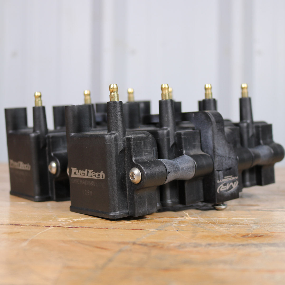 SET OF 8 FUELTECH CDI RACING COILS WITH BRACKETS